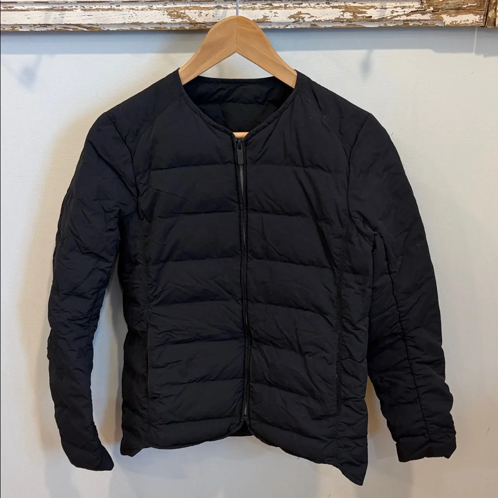 Lululemon Just Enough Puff 800-fill-power goose down Jacket Black Size 6‎